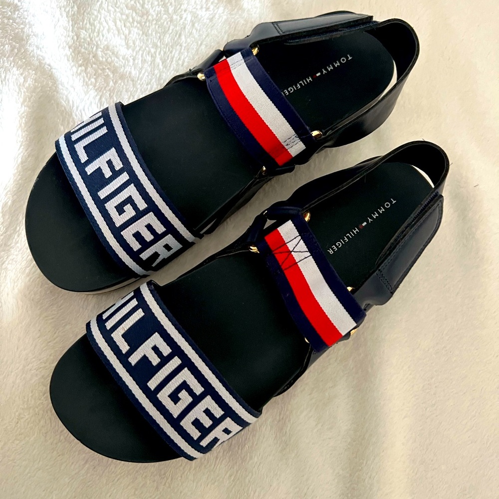 Cute platform Tommy Hilfiger sandals.